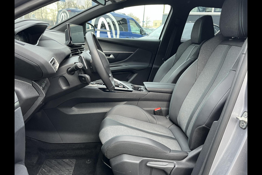 Peugeot 3008 1.6 HYbrid 180 Allure Pack Business VAN: €29.900,- VOOR: €26.877,- UW EINDEJAARSVOORDEEL: €3.023| PHEV PLUG-IN HYBRIDE| 10.000KM!!| DODE HOEK| CAMERA|ADAPTIVE CRUISE|  CARPLAY/ ANDROID AUTO