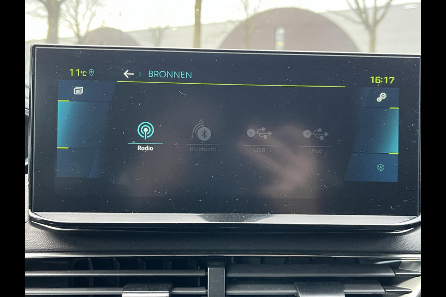 Peugeot 3008 1.6 HYbrid 180 Allure Pack Business VAN: €29.900,- VOOR: €26.877,- UW EINDEJAARSVOORDEEL: €3.023| PHEV PLUG-IN HYBRIDE| 10.000KM!!| DODE HOEK| CAMERA|ADAPTIVE CRUISE|  CARPLAY/ ANDROID AUTO