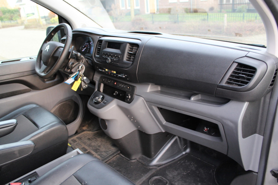 Citroën Jumpy 2.0 BlueHDI 180PK E6 Automaat M Club L2 -- professionele honden inrichting --