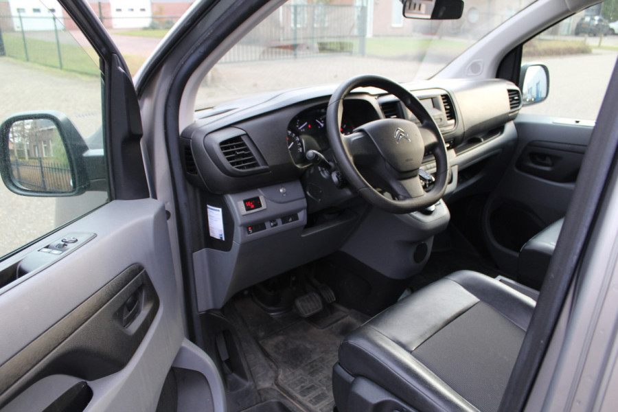 Citroën Jumpy 2.0 BlueHDI 180PK E6 Automaat M Club L2 -- professionele honden inrichting --