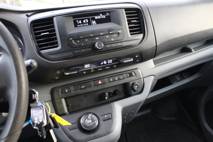 Citroën Jumpy 2.0 BlueHDI 180PK E6 Automaat M Club L2 -- professionele honden inrichting --