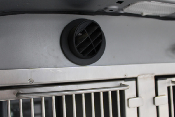 Citroën Jumpy 2.0 BlueHDI 180PK E6 Automaat M Club L2 -- professionele honden inrichting --