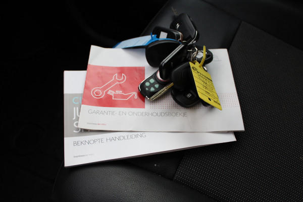 Citroën Jumpy 2.0 BlueHDI 180PK E6 Automaat M Club L2 -- professionele honden inrichting --