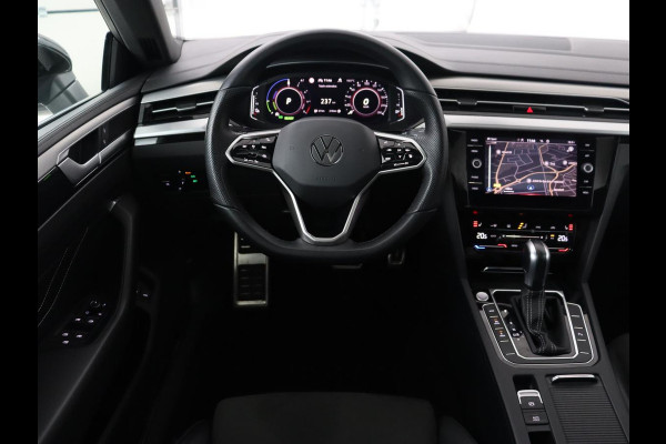 Volkswagen Arteon 1.4 TSI eHybrid R-Line Business | Panoramadak | Trekhaak wegklapbaar | Camera | Stoel & Stuurverwarming | Adaptive Cruise | Carplay | Elektrische achterklep