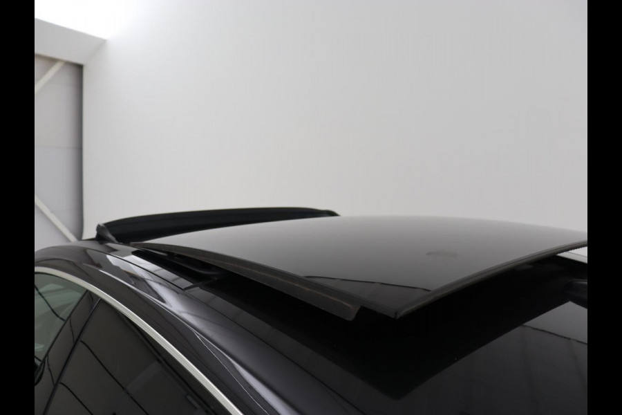 Volkswagen Arteon 1.4 TSI eHybrid R-Line Business | Panoramadak | Trekhaak wegklapbaar | Camera | Stoel & Stuurverwarming | Adaptive Cruise | Carplay | Elektrische achterklep