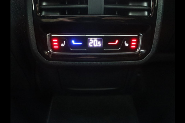 Volkswagen Arteon 1.4 TSI eHybrid R-Line Business | Panoramadak | Trekhaak wegklapbaar | Camera | Stoel & Stuurverwarming | Adaptive Cruise | Carplay | Elektrische achterklep