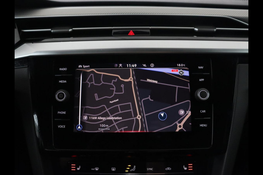 Volkswagen Arteon 1.4 TSI eHybrid R-Line Business | Panoramadak | Trekhaak wegklapbaar | Camera | Stoel & Stuurverwarming | Adaptive Cruise | Carplay | Elektrische achterklep