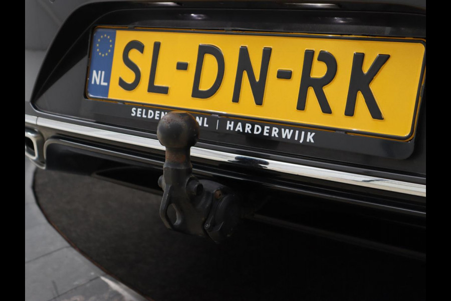 Volkswagen Arteon 1.4 TSI eHybrid R-Line Business | Panoramadak | Trekhaak wegklapbaar | Camera | Stoel & Stuurverwarming | Adaptive Cruise | Carplay | Elektrische achterklep