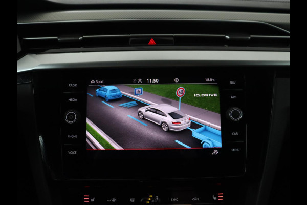 Volkswagen Arteon 1.4 TSI eHybrid R-Line Business | Panoramadak | Trekhaak wegklapbaar | Camera | Stoel & Stuurverwarming | Adaptive Cruise | Carplay | Elektrische achterklep