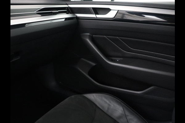 Volkswagen Arteon 1.4 TSI eHybrid R-Line Business | Panoramadak | Trekhaak wegklapbaar | Camera | Stoel & Stuurverwarming | Adaptive Cruise | Carplay | Elektrische achterklep