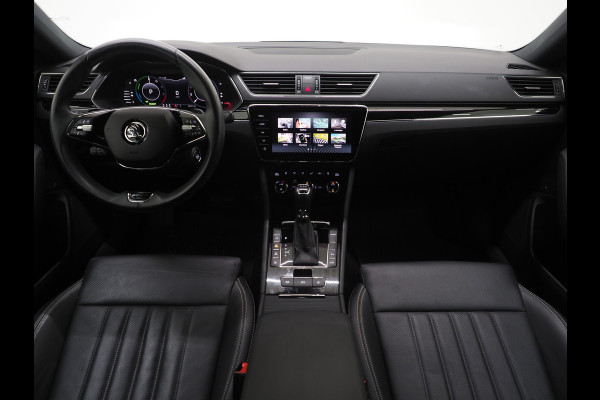 Škoda Superb Combi 1.4 TSI iV Laurin & Klement | Leder | Massage | Canton | Trekhaak | Camera | Memory | Adaptive Cruise