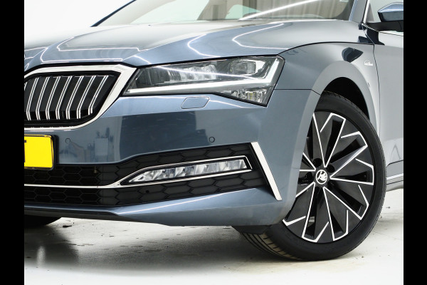 Škoda Superb Combi 1.4 TSI iV Laurin & Klement | Leder | Massage | Canton | Trekhaak | Camera | Memory | Adaptive Cruise