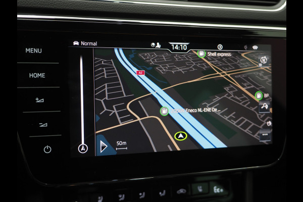 Škoda Superb Combi 1.4 TSI iV Laurin & Klement | Leder | Massage | Canton | Trekhaak | Camera | Memory | Adaptive Cruise