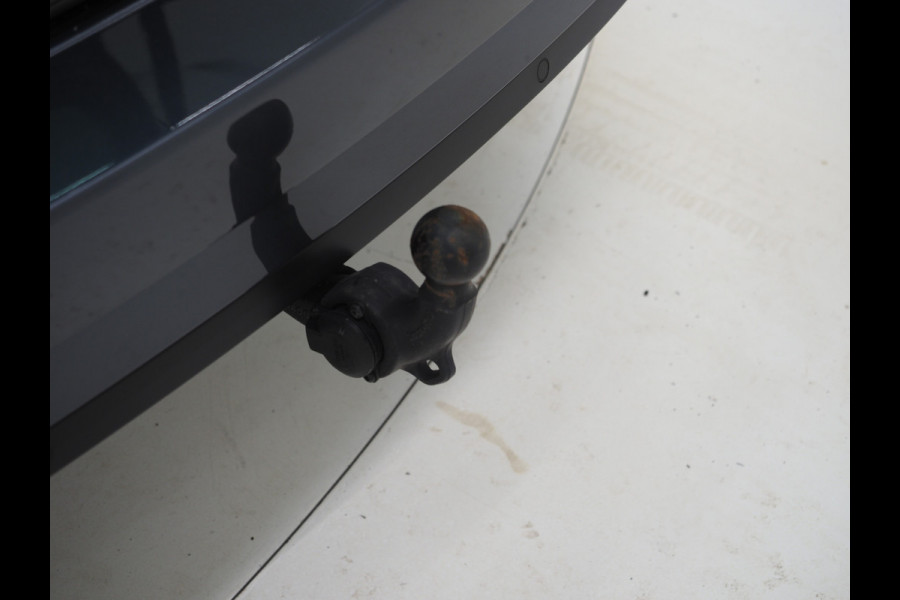 Škoda Superb Combi 1.4 TSI iV Laurin & Klement | Leder | Massage | Canton | Trekhaak | Camera | Memory | Adaptive Cruise