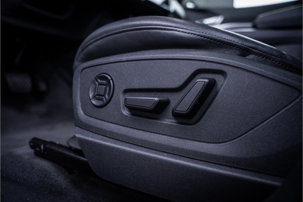 Audi e-tron 55 quattro S edition 95 kWh - Panorama | 23 Inch | B&O | Memory | 360 Camera