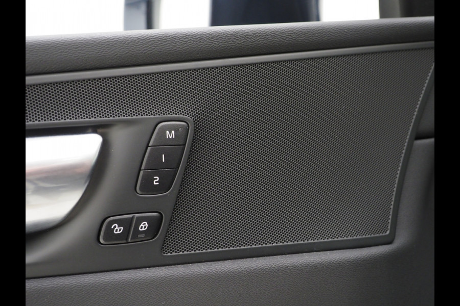 Volvo XC60 2.0 T6 Plug-in hybrid AWD Inscription Long Range | Panoramadak | Leder | Keyless | Camera | Memory | Cruise | Carplay