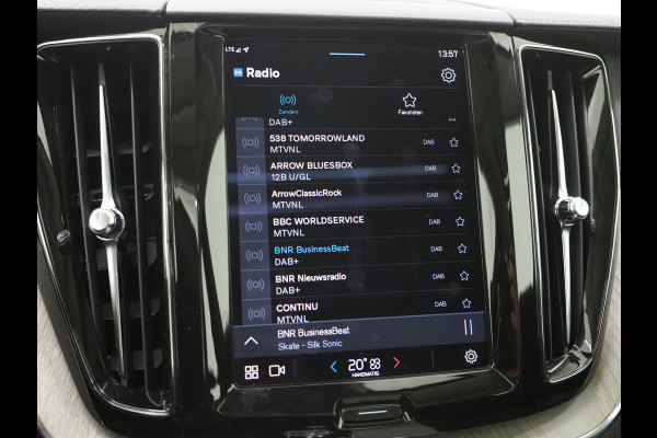 Volvo XC60 2.0 T6 Plug-in hybrid AWD Inscription Long Range | Panoramadak | Leder | Keyless | Camera | Memory | Cruise | Carplay