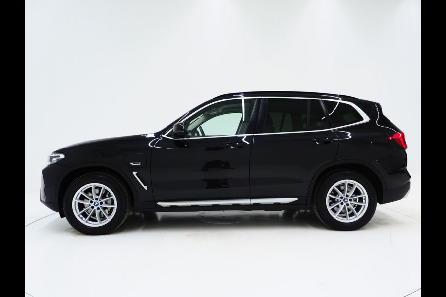 BMW X3 xDrive30e LCI 292PK | Camera | Sfeerverlichting | Stoelverwarming | Cruise | Virtual | Carplay