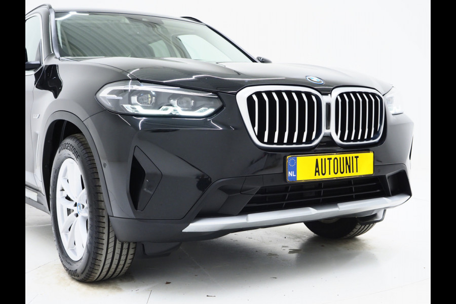 BMW X3 xDrive30e LCI 292PK | Camera | Sfeerverlichting | Stoelverwarming | Cruise | Virtual | Carplay