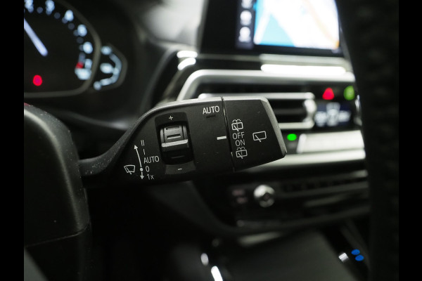 BMW X3 xDrive30e LCI 292PK | Camera | Sfeerverlichting | Stoelverwarming | Cruise | Virtual | Carplay