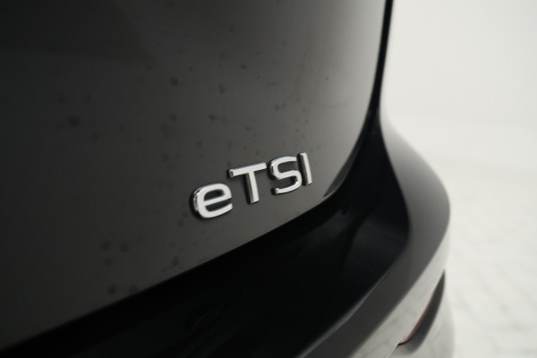 Volkswagen Golf Variant 1.0 eTSI Life Business Automaat, Apple carplay, Lmv,