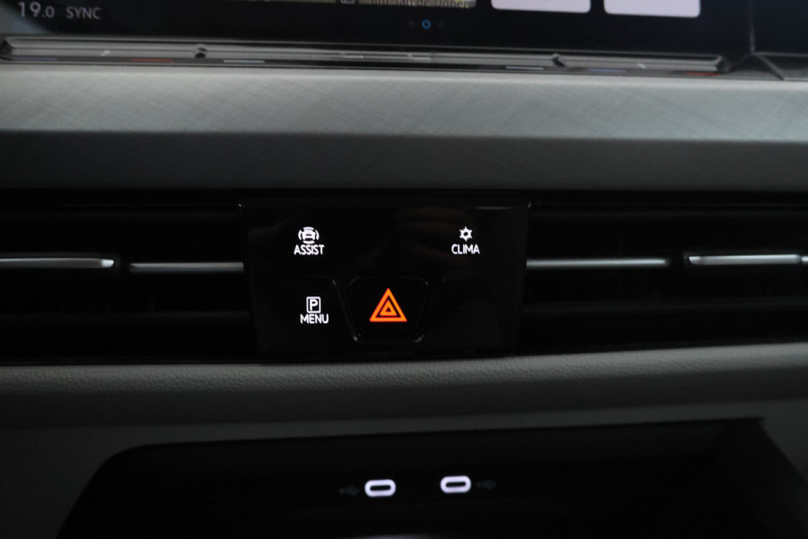Volkswagen Golf Variant 1.0 eTSI Life Business Automaat, Apple carplay, Lmv,