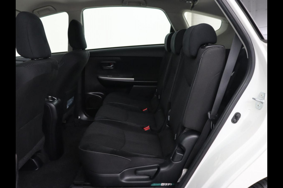 Toyota Prius+ 1.8 Active | 7-persoons | Cruise Control | Navigatie | Climate Control | Stoelverwarming | DAB