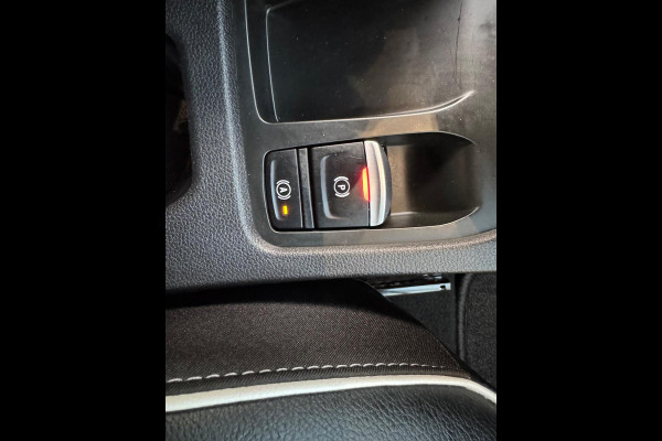 Renault Clio TCe 90 X-Tronic Techno Groot navi / Virt Cockpit / Clima / LM velgen