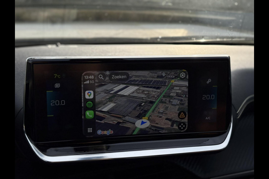 Peugeot e-2008 EV Allure 50 kWh | SoH 93,4% | Navi, 3D Virt. Cockp., Camera, Cruise, Climate, Sfeerverlichting, Carplay/Android |