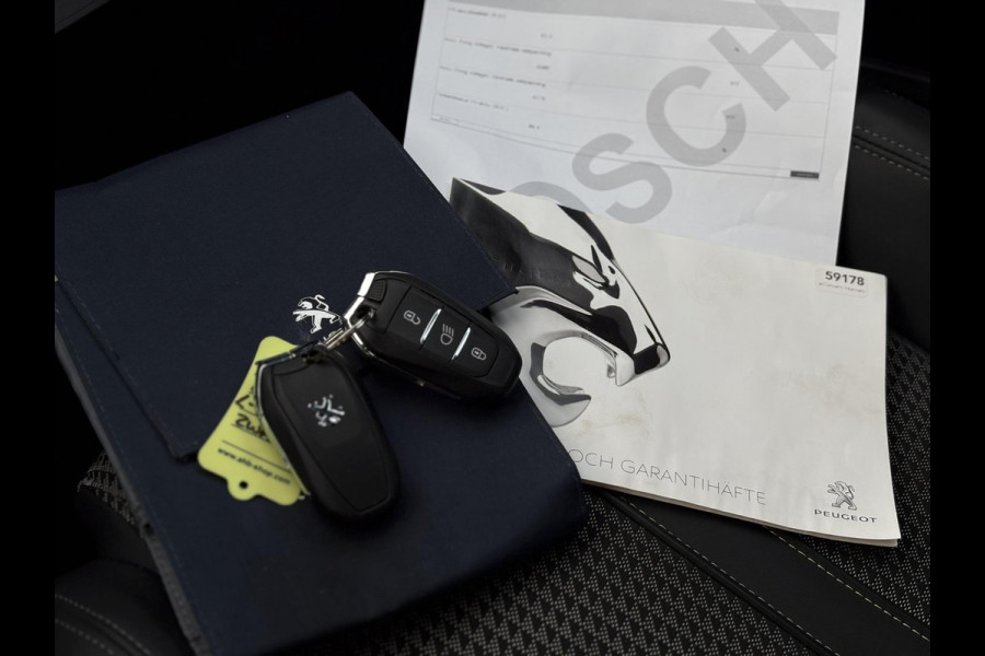 Peugeot e-2008 EV Allure 50 kWh | SoH 93,4% | Navi, 3D Virt. Cockp., Camera, Cruise, Climate, Sfeerverlichting, Carplay/Android |