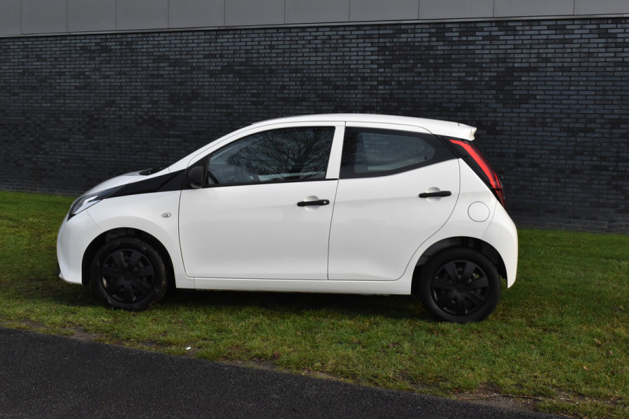 Toyota Aygo 1.0 VVT-i x-fun Airco 5-deurs 1e eigenaar btw auto