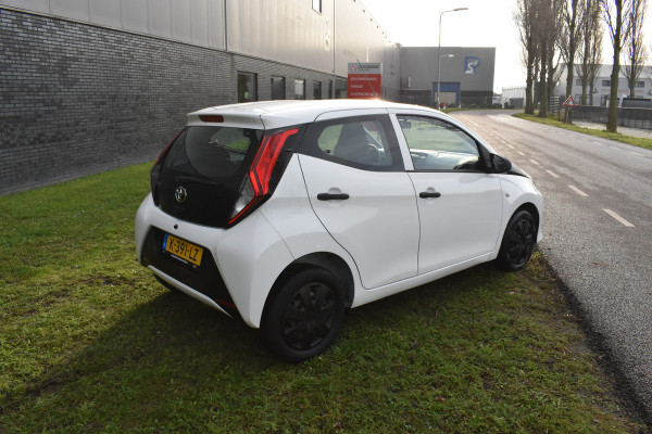 Toyota Aygo 1.0 VVT-i x-fun Airco 5-deurs 1e eigenaar btw auto