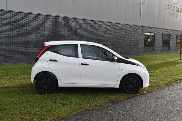 Toyota Aygo 1.0 VVT-i x-fun Airco 5-deurs 1e eigenaar btw auto