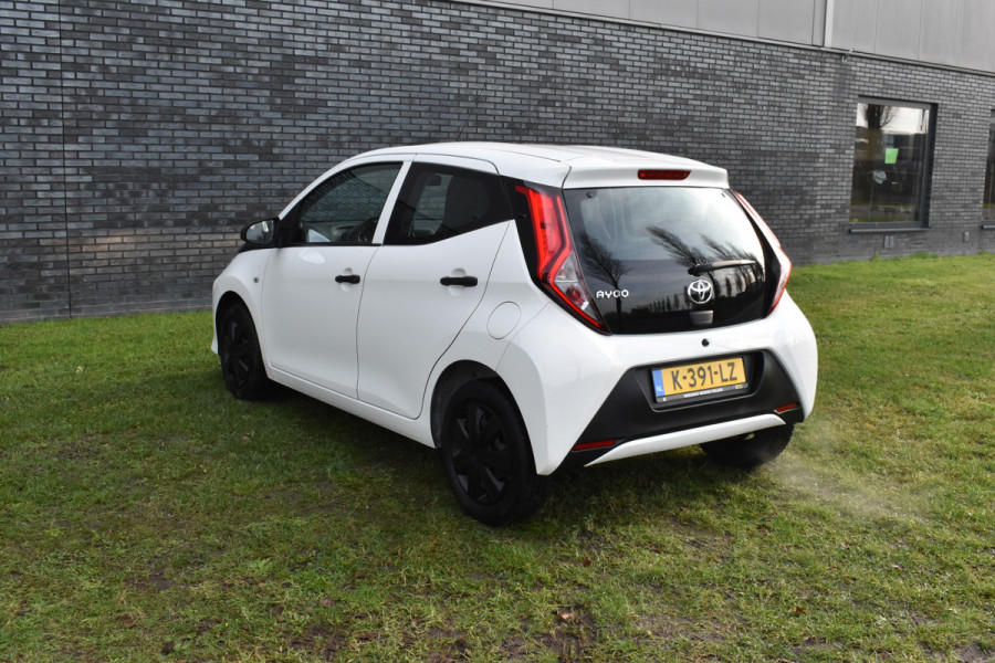 Toyota Aygo 1.0 VVT-i x-fun Airco 5-deurs 1e eigenaar btw auto