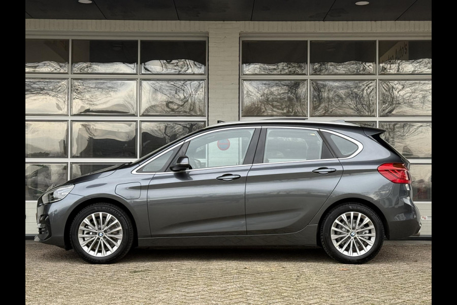 BMW 2 Serie Active Tourer 225xe iPerformance High Executive | LUXURY LINE | PANORAMA | LEDER | CAMERA | SPORTSTOELEN |