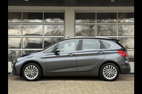 BMW 2 Serie Active Tourer 225xe iPerformance High Executive | LUXURY LINE | PANORAMA | LEDER | CAMERA | SPORTSTOELEN |