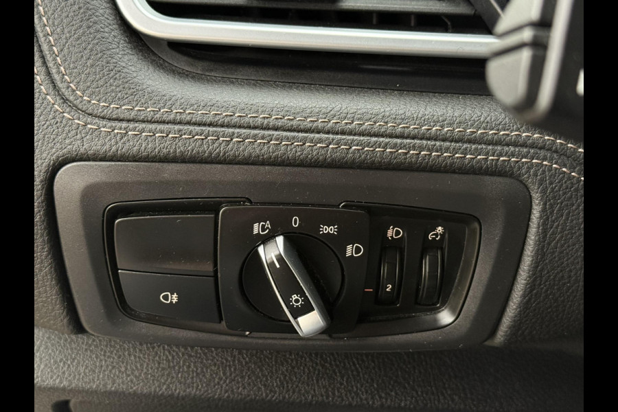 BMW 2 Serie Active Tourer 225xe iPerformance High Executive | LUXURY LINE | PANORAMA | LEDER | CAMERA | SPORTSTOELEN |