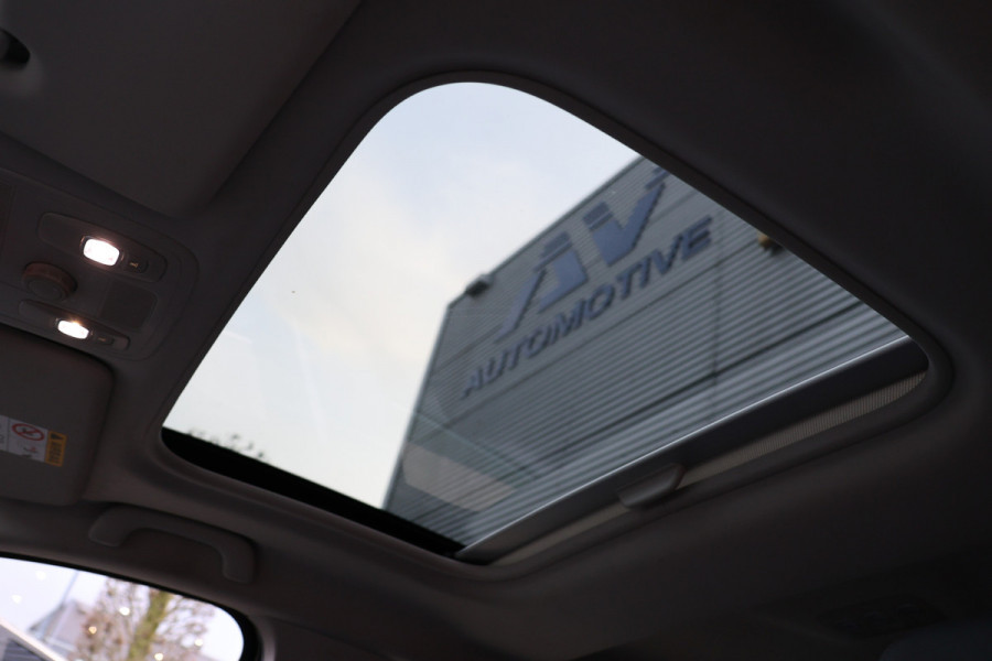 Renault Mégane Estate 1.5 dCi | ACC | Blind Spot | Panoramadak | Bose | Stoelverwarming | Stuurwielverwarming | Navigatie | LED Koplampen | CarPlay | Nieuwe APK | NAP Logisch | NL Auto