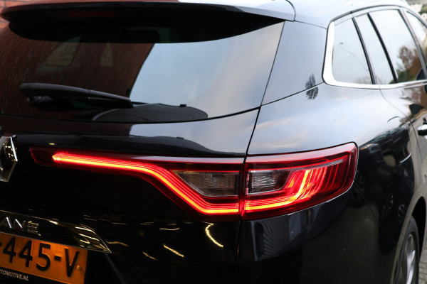 Renault Mégane Estate 1.5 dCi | ACC | Blind Spot | Panoramadak | Bose | Stoelverwarming | Stuurwielverwarming | Navigatie | LED Koplampen | CarPlay | Nieuwe APK | NAP Logisch | NL Auto