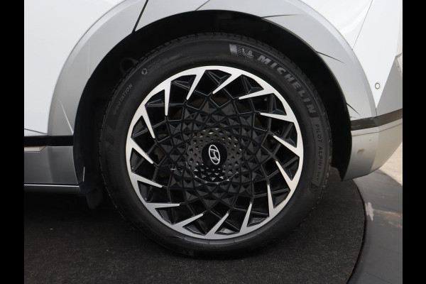 Hyundai IONIQ 5 Lounge 73kWh | Leder | Head-Up | Warmtepomp | 360 Camera | Stoel & Stuurverwarming | Carplay