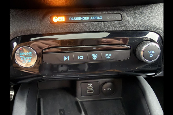 Ford Kuga 2.5 PHEV ST-Line X | SCI | Wegklapbare trekhaak | Panoramadak | Winter Pack | Head up Display | All season banden