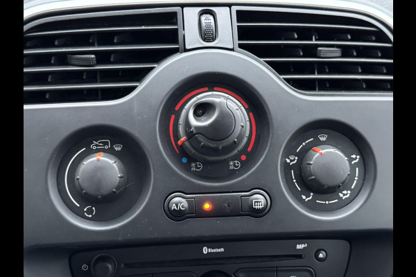 Renault Kangoo Z.E. Dealeronderhouden Airco Cruise control Navigatie Radio/CD Parkeersensoren achter Dubbeldeurs