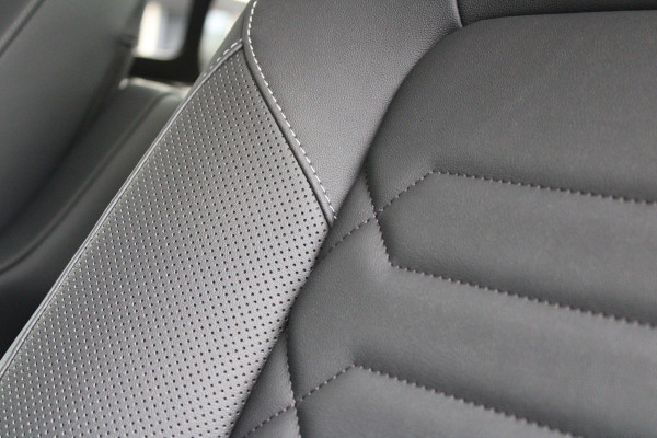 Ford Transit Custom Tourneo 340 2.5 PHEV L2H1 Titanium X 232pk - ACC - Pano - B&O - Elek. schuifdeuren - 360 camera - Elek- Trekhaak - Excl BTW - Ri