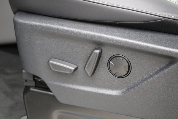 Ford Transit Custom Tourneo 340 2.5 PHEV L2H1 Titanium X 232pk - ACC - Pano - B&O - Elek. schuifdeuren - 360 camera - Elek- Trekhaak - Excl BTW - Ri