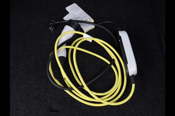 Škoda Octavia Combi 1.4 TSI iV PHEV Business Edition | Stoel & stuurverwarming | Camera | Carplay | Memory | Navigatie | Full LED