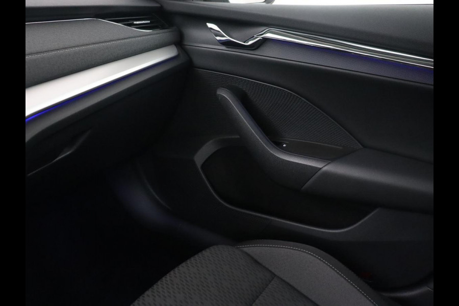 Škoda Octavia Combi 1.4 TSI iV PHEV Business Edition | Stoel & stuurverwarming | Camera | Carplay | Memory | Navigatie | Full LED