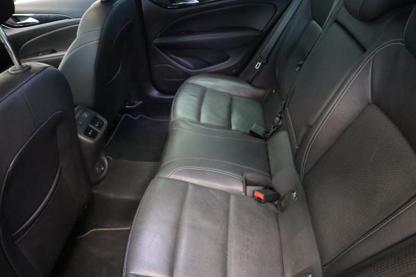 Opel Insignia Grand Sport 1.6 Turbo Exclusive Cruise/Climate open dak Automaat 200PK NAP!