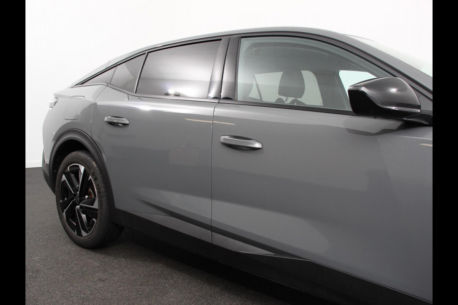 Peugeot 408 1.2 PureTech Allure Pack 130 EAT8 | Comfort Pakket, Electrische stoelverstelling LV, stoelverwarming  Camera 360  Navigatie  Climate Control  Dab  Led Parkeer sensoren