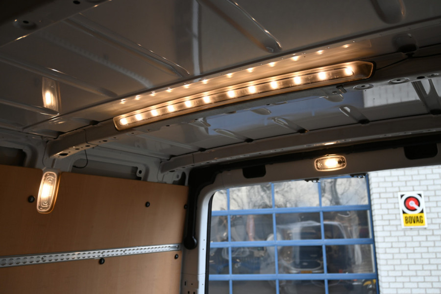 Mercedes-Benz Sprinter 317 CDI L3H2 Pro LED, Navigatie met camera, 270 Graden deuren