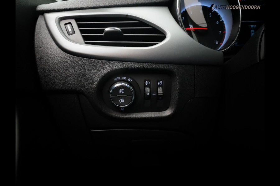 Opel Astra 1.2 Edition Sportive 100pk (APPLE CARPLAY,LED,PARKEERSENSOREN,CAMERA,CLIMATE,CRUISE,LANE ASSIST,TOPCONDITIE)